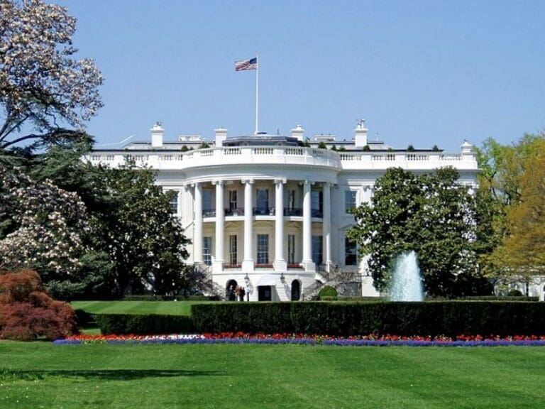 Präsident Trump soll noch verhindert werden — Bild: Matt H. Wade / Wikimedia (CC BY-SA 3.0)