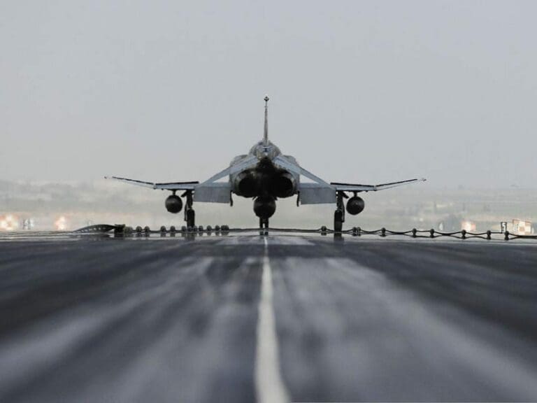 250 Terroristen in Istanbul verhaftet — Bild: U.S. Air Force / Wikimedia (PD)