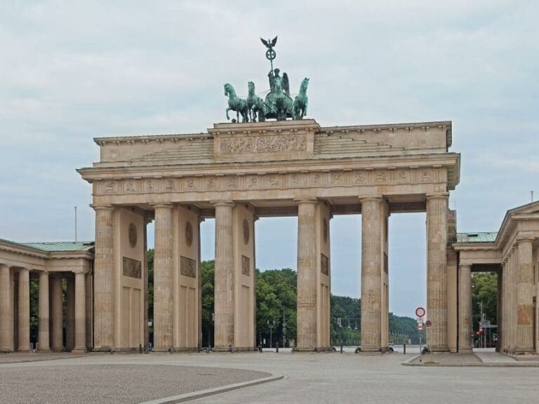 Arabische Clans in Berlin: Polizei unterwandert — Bild: Thomas Wolf/Wikimedia(CC-BY-SA-3.0)