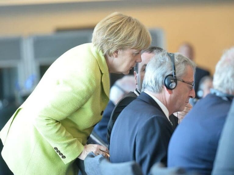 EU-Chef Juncker gibt sich plötzlich EU-kritisch — Bild: European People s Party / Wikimedia  (CC BY 2.0)