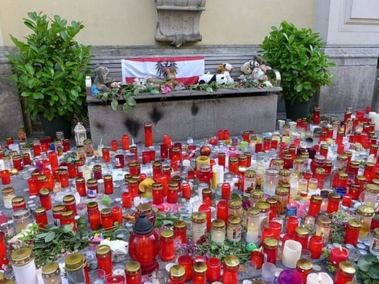 Grazer Amokfahrt war vermutlich Terrorakt — Bild: Dnalor 01 / Wikimedia (CC BY-SA 3.0)