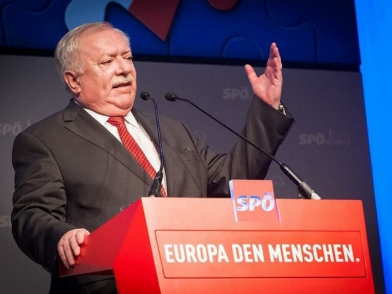 Gewaltexzesse: Häupl markiert starken Mann — Bild: SPÖ Presse und Kommunikation / flickr (CC BY-SA 2.0)