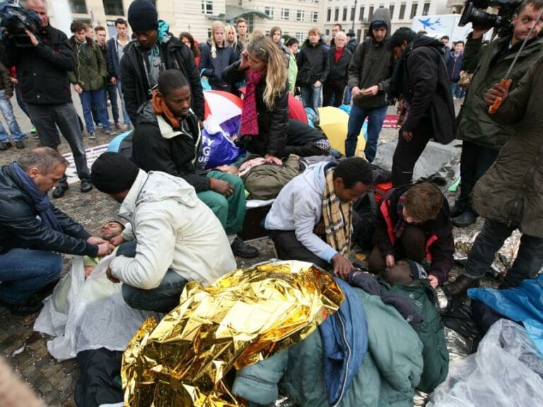 40.000 ausreisepflichtige Migranten in Berlin — Bild: Fraktion DIE LINKE. im Bundestag / flickr (CC BY 2.0)