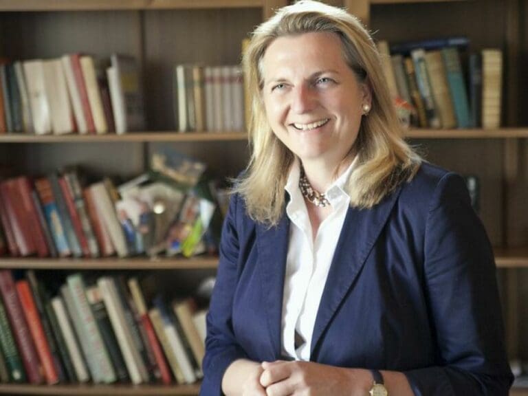 Nahostexpertin warnt vor Terrorgefahr durch IS — Bild: Dr. Karin Kneissl