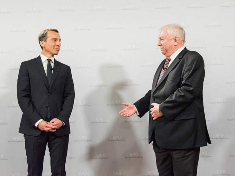 Wurde Kurz von der Kern-SPÖ bespitzelt? — Bild: SPÖ Presse und Kommunikation / Wikimedia (CC BY-SA 2.0)