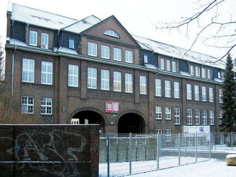 Brandanschlag auf "Hamburger Morgenpost" — Bild: Frau Olga / Wikimedia (CC BY-SA 3.0)