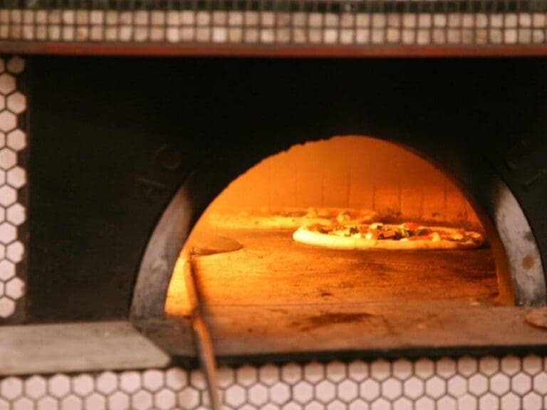 Mieterstreit um islamische Pizzeria — Bild: Simon Law / flickr (CC BY-SA 2.0)