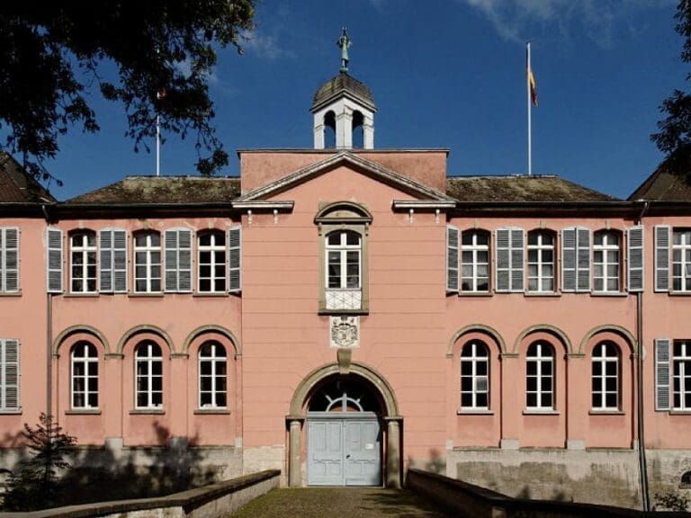 Kultstätten am Rhein: Düsseldorf-Kalkum — Bild: Jörg Wiegels / wikimedia.org (CC-BY-SA-3.0)