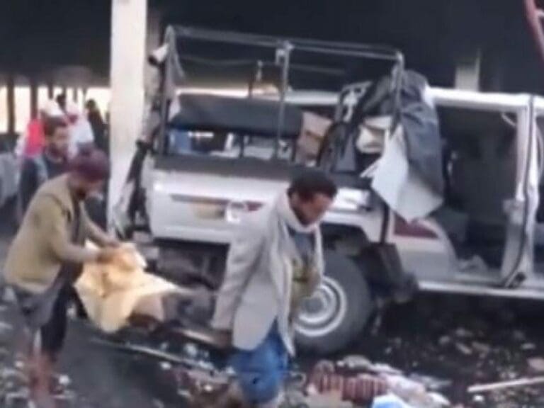 Saudi Arabien tötet "irrtümlich" Zivilisten — Bild: Screenshot YouTube / Democracy Now News