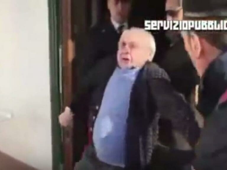Hotel in Italien für Asylanten beschlagnahmt — Bild: Screenshot YouTube / serviciopubblico.it