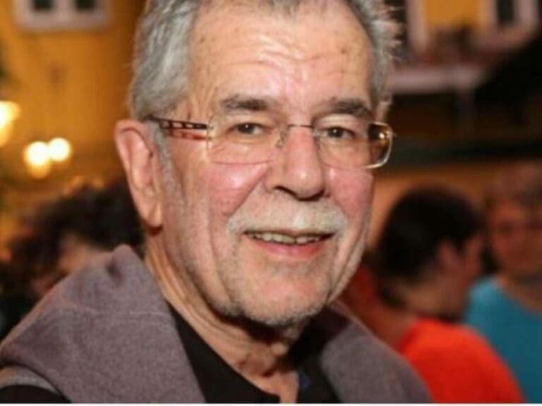 Das Jägerlatein des Alexander Van der Bellen — Bild: Franz Johann Morgenbesser / Wikimedia (CC BY-SA 2.0)
