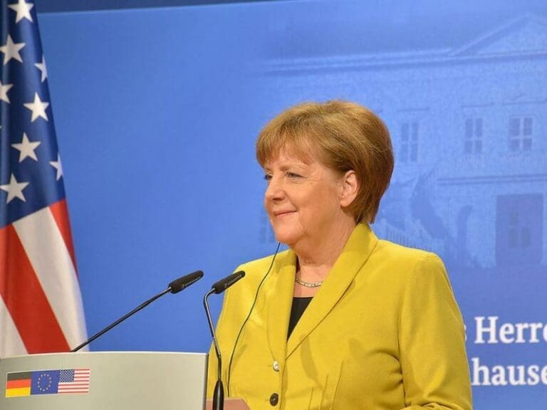 Angela Merkel holt sich Direktiven in New York — Bild: WDKrause / Wikimedia (CC BY-SA 4.0)