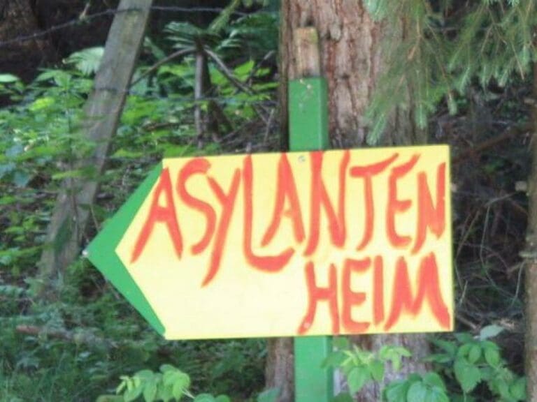 Flüchtlinge verursachten über 39.000 Straftaten — Bild: Mefusbren69 / Wikimedia gemeinfrei