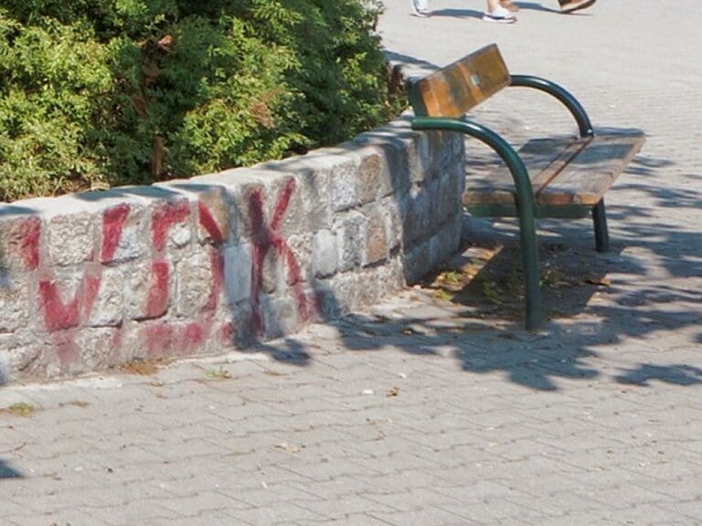ORF verschweigt brutalen Messerangriff in Park — Bild: Gugerell / Wikimedia (CC0 1.0)