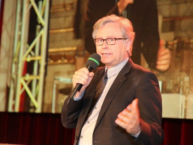 Wrabetz traut sich doch nicht: Antrag auf saftige GIS-Gebührenerhöhung zurückgezogen — Bild: Franz Johann Morgenbesser / Wikimedia CC BY-SA 2.0