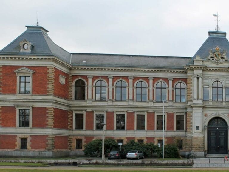 #Einzelfall: 75-jähriger Rentner starb qualvoll nach Raubüberfall durch Zigeunerbande – Nach sechs Jahren Prozess! — Bild: Markscheider / Wikimedia (CC BY 3.0)