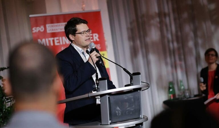 SPÖ bereitet schleichend Steuererhöhung vor — SPÖ Presse und Kommunikation / Wikimedia (CC BY-SA 2.0)