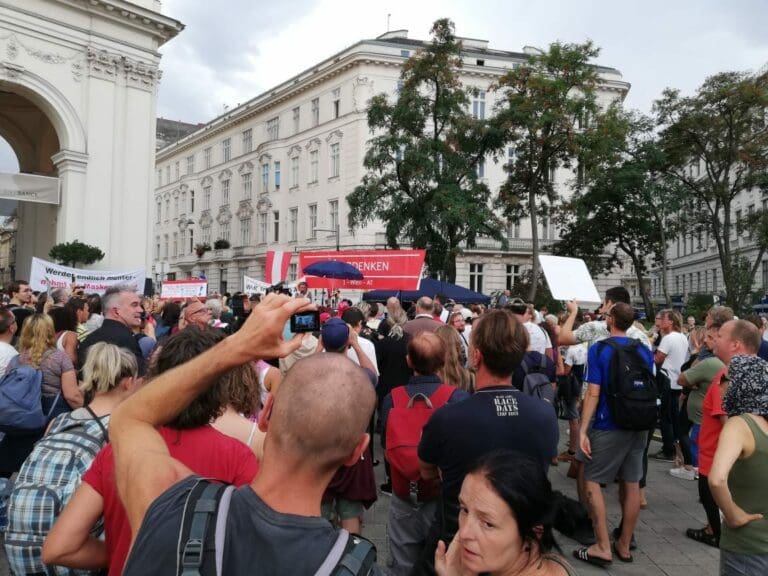 Corona-Demo Wien — unzensuriert