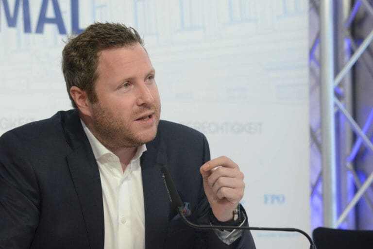 FPÖ-Transparenz-Offensive: Millionen fließen an linke NGOs, bei Bevölkerung wird gespart — Unzensuriert.at