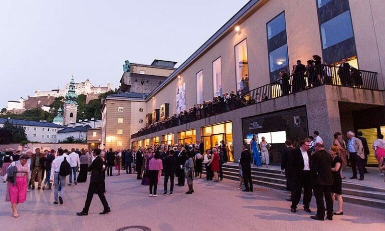 Salzburger Festspielhaus — Arne Müseler / Wikimedia / (CC-BY-SA-3.0)