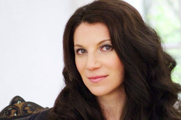 “Undenkbar, so zu singen”: Mezzosopranistin Elisabeth Kulmann wehrt sich gegen “2g-Regel” — Fotografie ENovy / wikimedia.org (CC BY-SA 3.0)