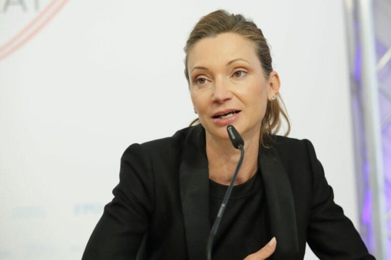 Susanne Fürst — NFZ