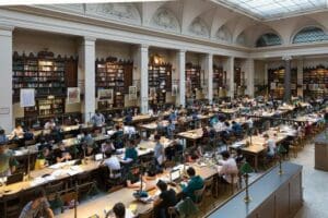 „Fordert, was ihr kriegen könnt“: Universitäten bringen sich gegen Einsparungen in Stellung — Hubertl / wikimedia.org (CC-BY-SA-4.0)