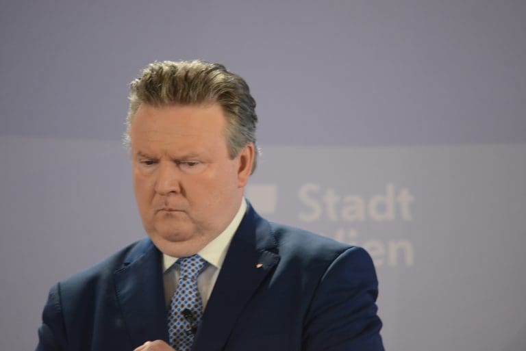 Tiefer Spalt in der SPÖ wegen Kleingarten-Affäre — Unzensuriert.at