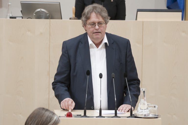 Teurer Strom: VSV klagt Verbund — Parlamentsdirektion/Thomas Jantzen