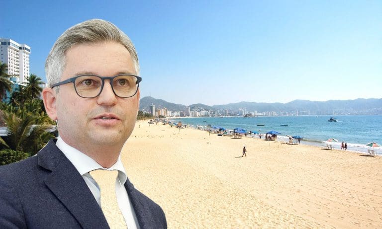 Magnus Brunner und Acapulco-Strand — mirceadobre78 / depositphotos.com und Bundesministerium für Finanzen / Wikimedia (CC BY 2.0)