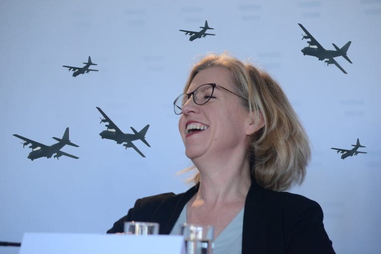 Gewessler jettet 8.500 Kilometer zu Klimakonferenz — Unzensuriert.at