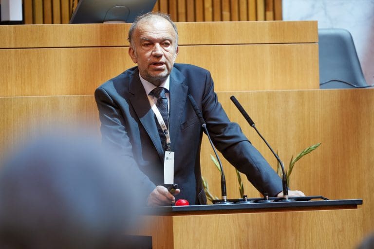 Impulsvortrag von Rektor Johannes Kepler Universität Linz Meinhard Lukas — Parlamentsdirektion/Thomas Topf