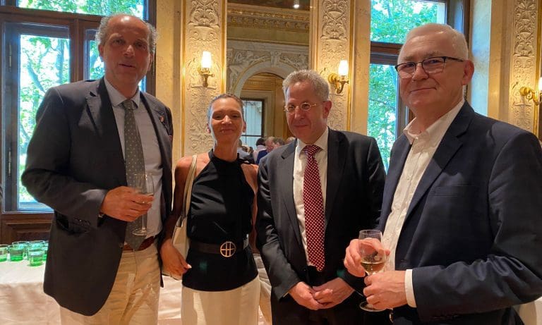 Hübner, Fürst, Maaßen, Graf im Palais Epstein — unzensuriert