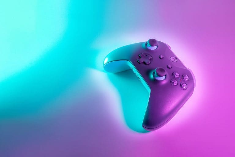 Investieren in die iGaming-Branche — Foto von <a href="https://unsplash.com/de/@cjdante?utm_source=unsplash&utm_medium=referral&utm_content=creditCopyText">Javier Martínez</a> auf <a href="https://unsplash.com/de/fotos/hUD0PUczwJQ?utm_source=unsplash&utm_medium=referral&utm_content=creditCopyText">Unsplash</a>