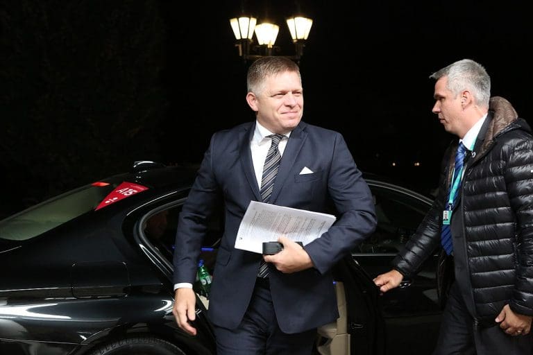 Robert Fico ist der Wahlsieger, doch eine Regierungs-Koalition wird sich schwierig gestalten.