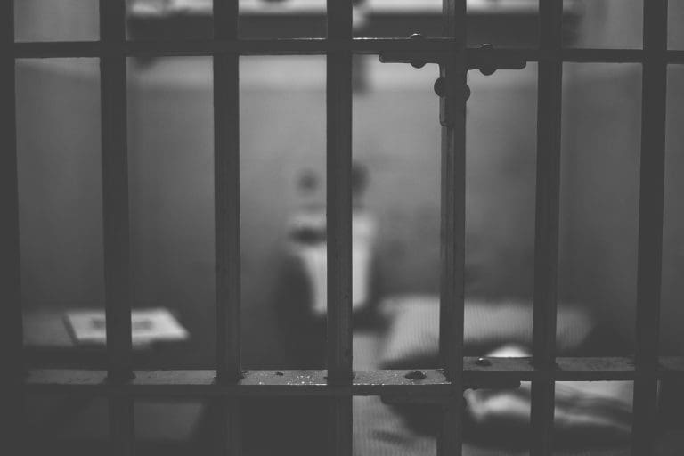 58-Jährige brutal vergewaltigt und ausgeraubt — pixabay/ Ichigo121212