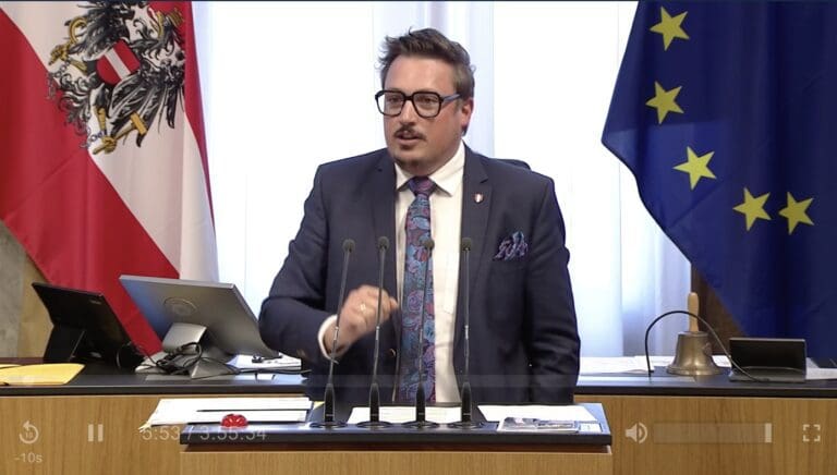 Christoph Steiner — Screenshot / Parlament