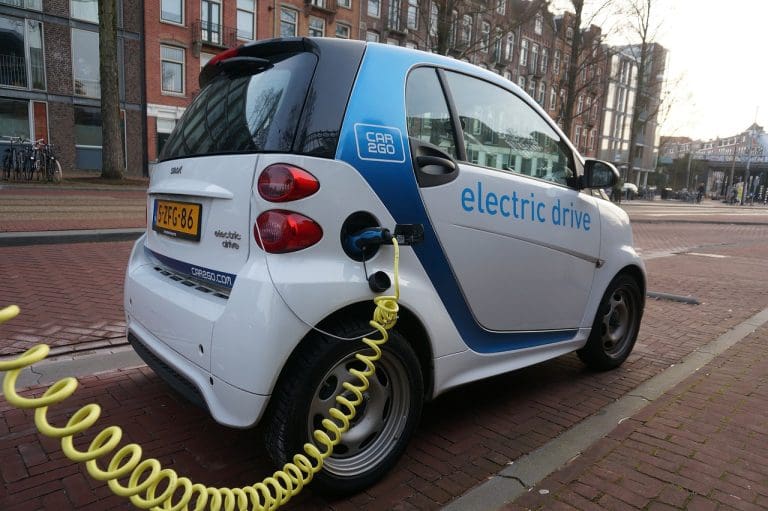 Elektroauto — mmurphy / pixabay.com