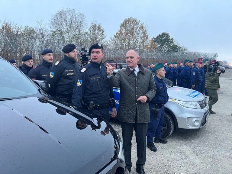 Karner mit Polizei — LPD Steiermark