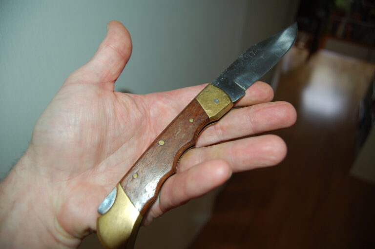 Christfluencer in Favoriten mit Messer bedroht — unzensuriert.at