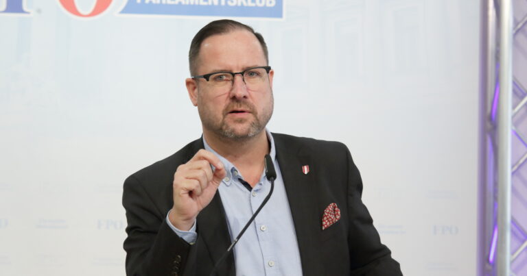 Ausgerechnet ÖVP wirft Kickl "Wählerbetrug" vor — FPÖ