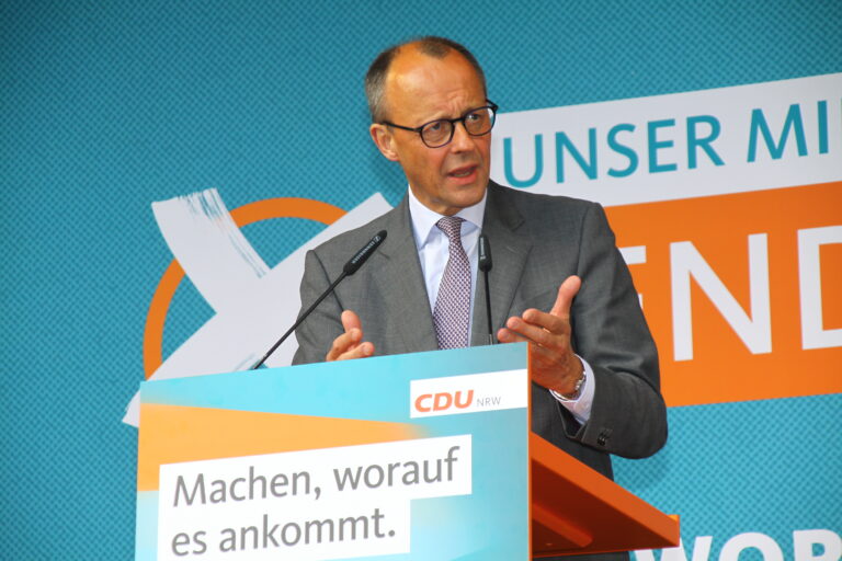 Historisches Novum: Merz verliert Kanzlerwahl — PR-PhotoDesign / depositphotos.com