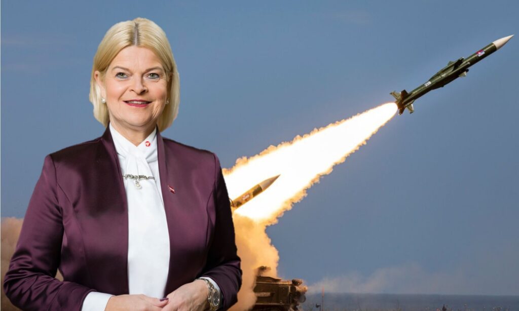 Klaudia Tanner und Luftabwehr-Rakete