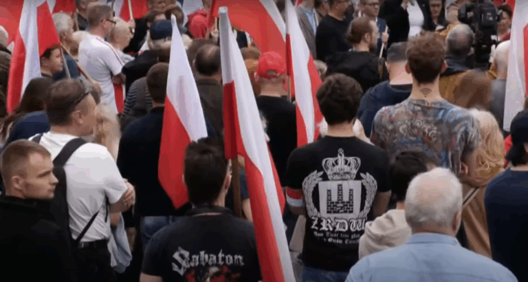 Screenshot Anti Migrationsproteste Polen — DRM News / Screenshot