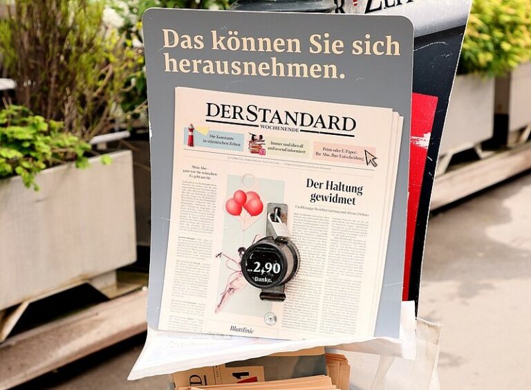 "Standard" empört über Bericht zu Förderungen — Kasa Fue / Wikimediacommons.org (CC-BY-SA-4)