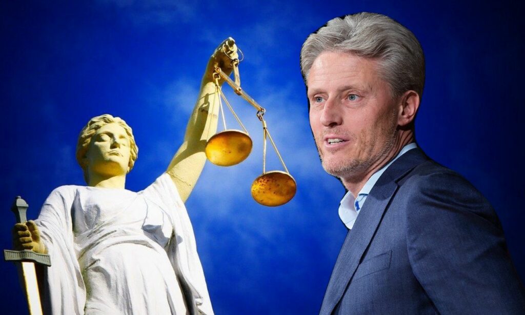 Florian Scheuba und Justiz