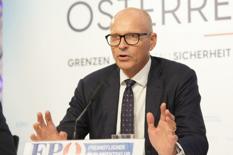 Kuschel-Urteil für Syrer weiterer Justiz-Skandal — FPÖ